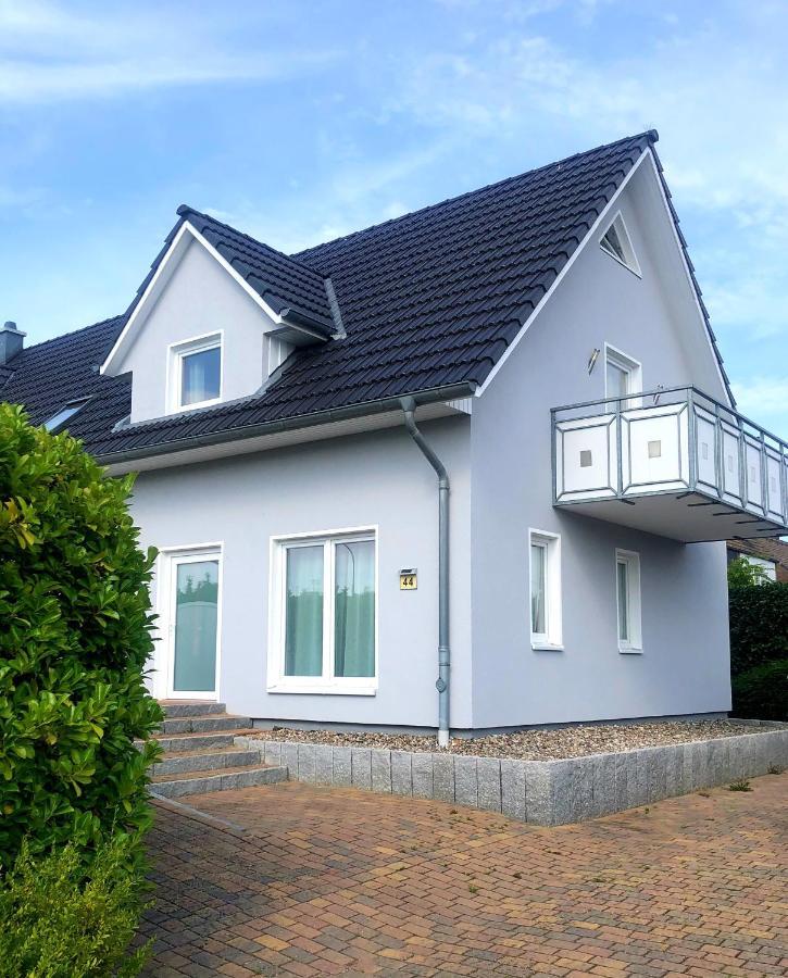 PEMATRA Haus Sonnenschein - FeWo Heimathafen Lübeck Exterior foto